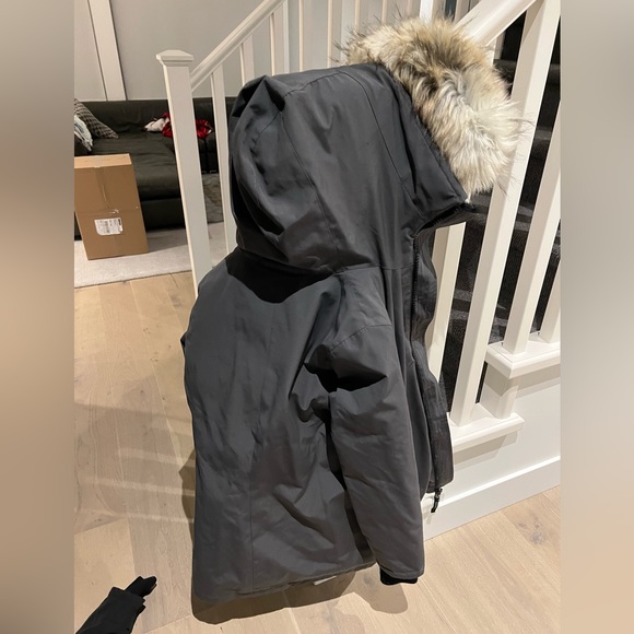 aritzia grey haven parka-SMALL - Picture 3 of 3